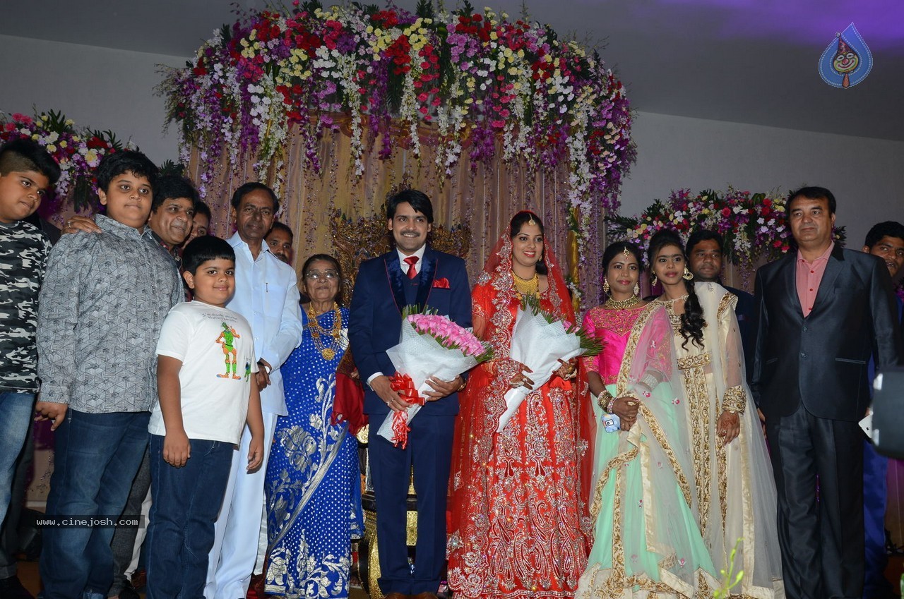 Celebs at Ali Brother Khayum Wedding Reception 01 - 6 / 19 photos