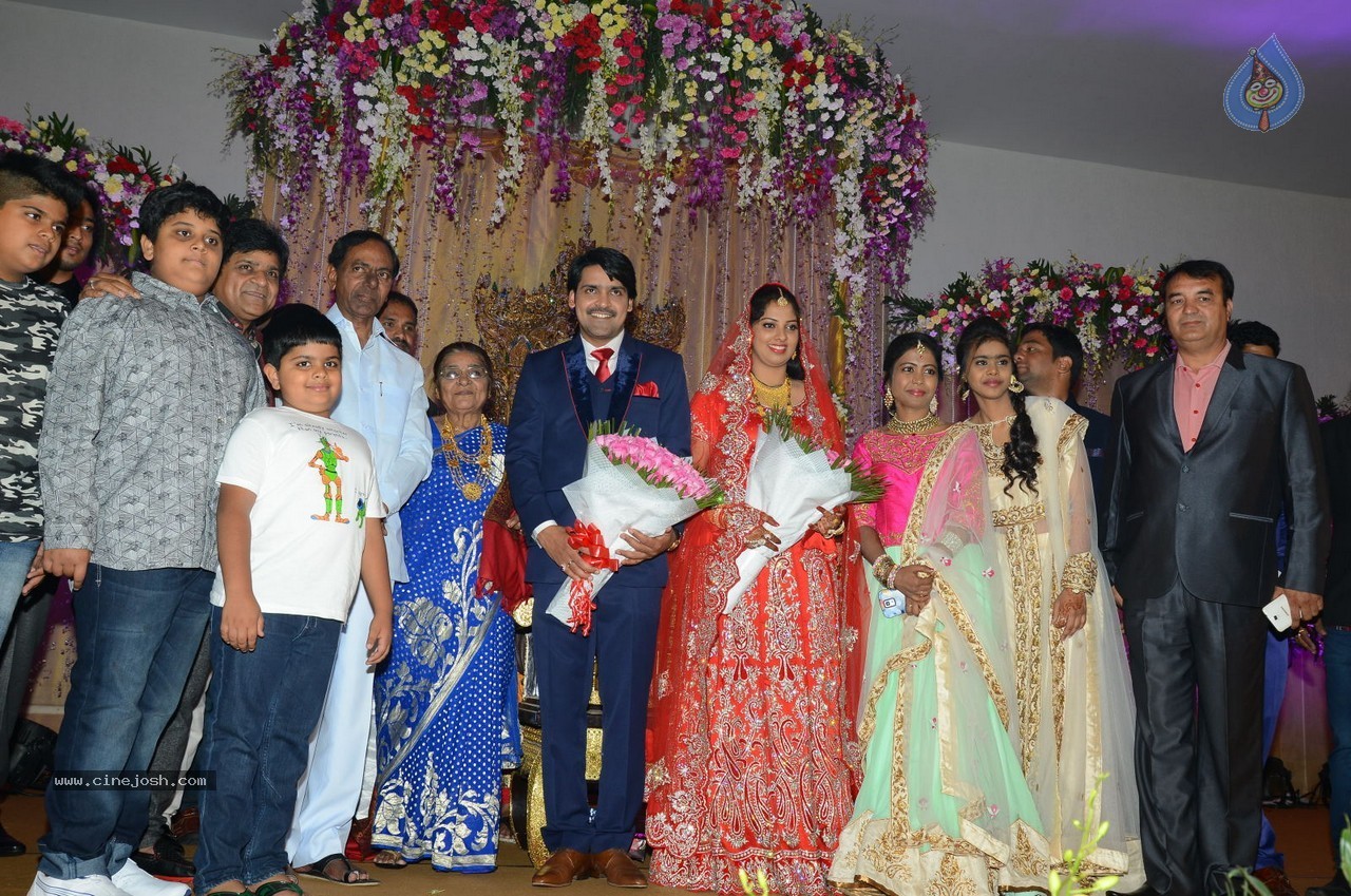 Celebs at Ali Brother Khayum Wedding Reception 01 - 7 / 19 photos