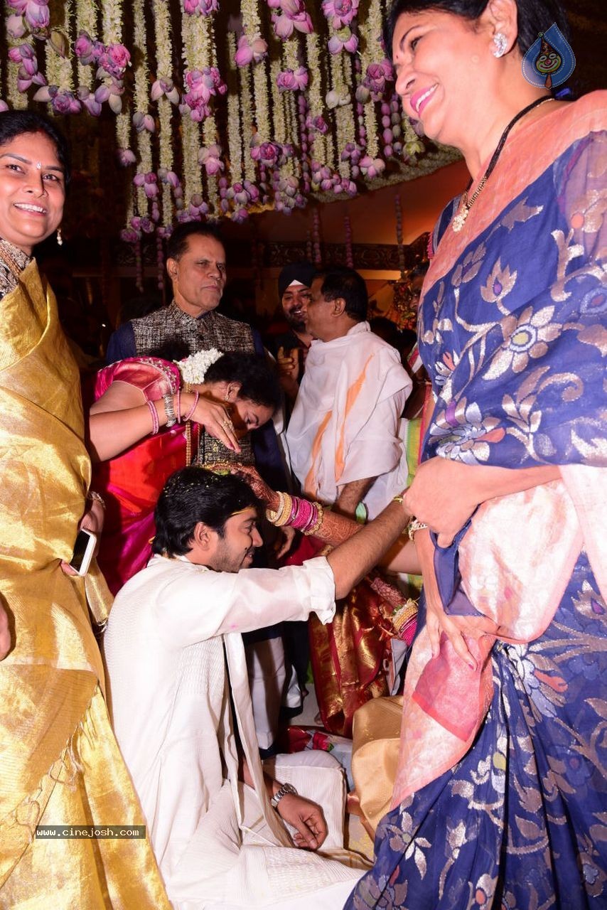 Allari Naresh Wedding Photos 03 - 24 / 227 photos