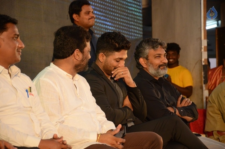 Allu Arjun and SS Rajamouli at Traffic Awareness Event - 7 / 81 photos