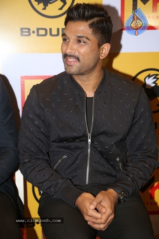 Allu Arjun Launches Buffalo Wild Wings Restaurant - 13 / 41 photos