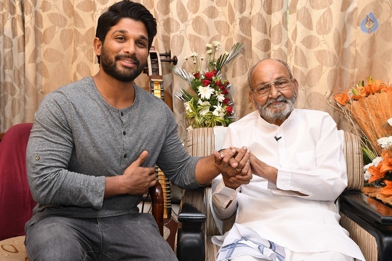 Allu Arjun Meets K Viswanath - 9 / 9 photos