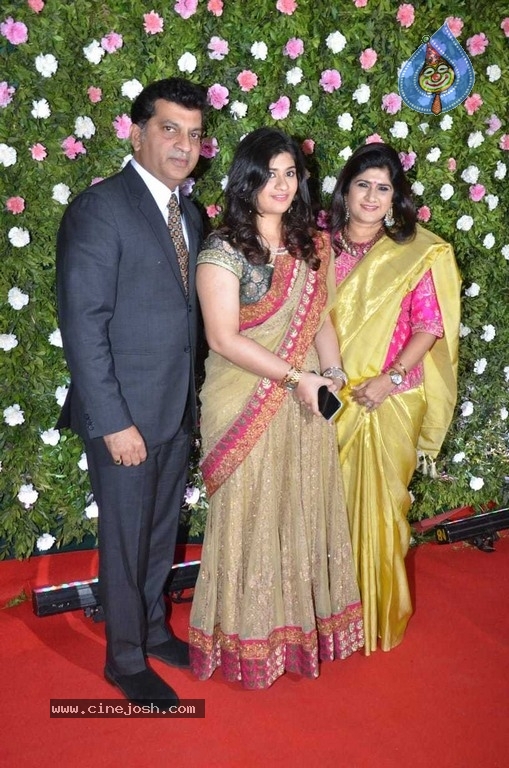 Amit Thackeray Wedding Reception Photos - 7 / 35 photos