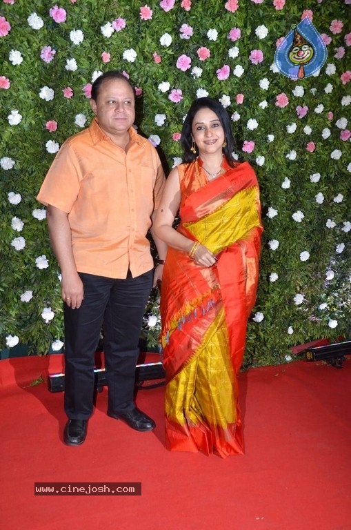 Amit Thackeray Wedding Reception Photos - 20 / 35 photos