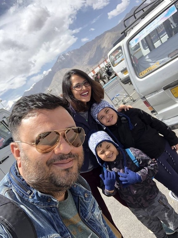 Anasuya Bharadwaj Family Vacation in Ladakh Photos - 10 / 11 photos
