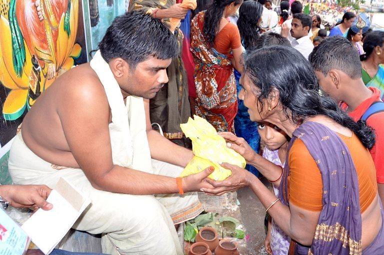 AP Godavari Pushkaralu 2015 Photos - 16 / 74 photos