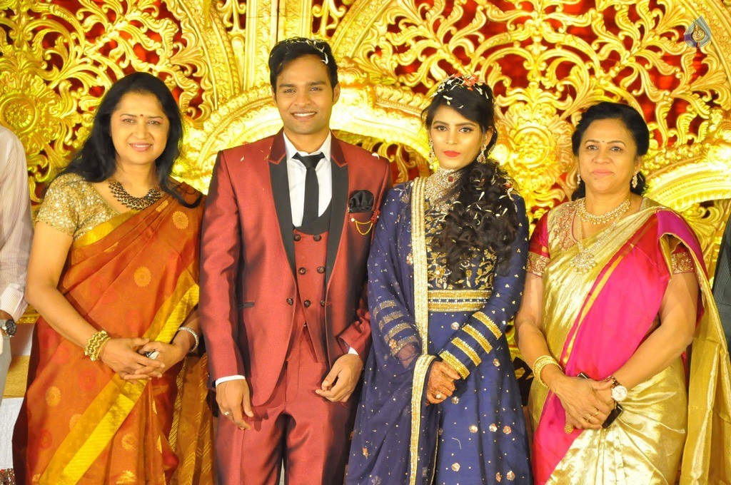 Bhuvan Sagar and Sindhusha Wedding Reception Photos - 20 / 124 photos