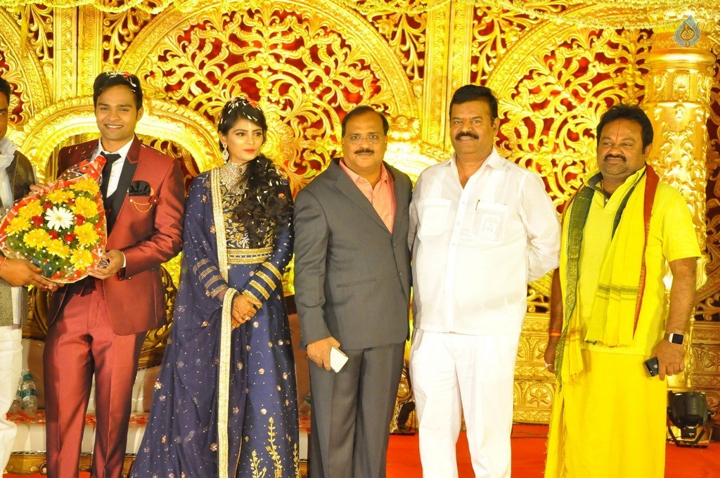 Bhuvan Sagar and Sindhusha Wedding Reception Photos - 76 / 124 photos