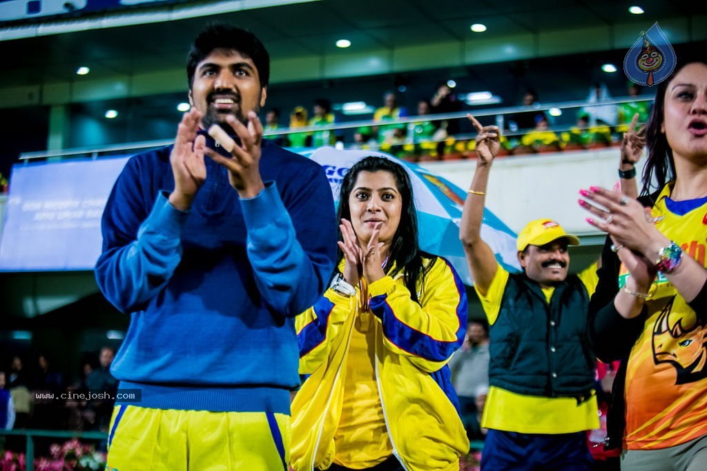 CCL4 Bhojpuri Dabanggs Vs Chennai Rhinos Match Photos - 20 / 168 photos