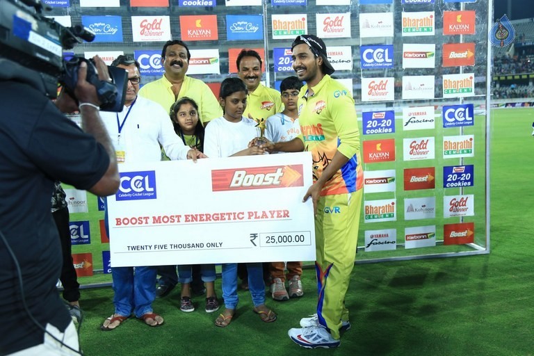 CCL 6 Kerala Strikers Vs Chennai Rhinos Match Photos - 1 / 25 photos