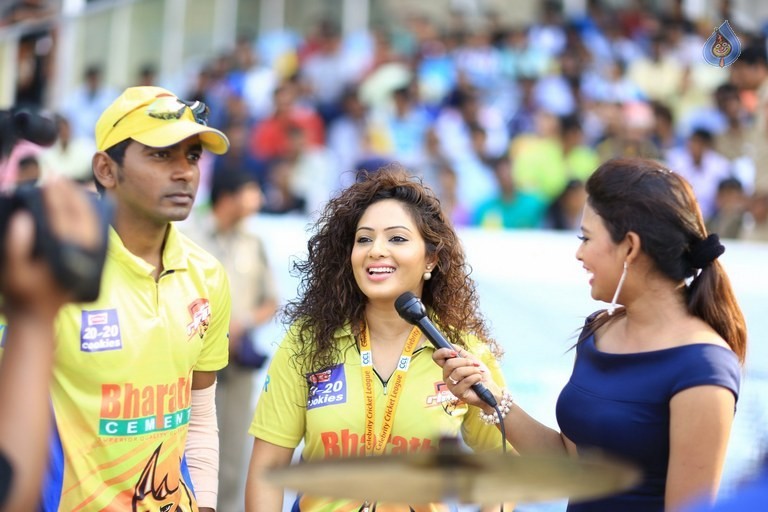 CCL 6 Kerala Strikers Vs Chennai Rhinos Match Photos - 16 / 25 photos