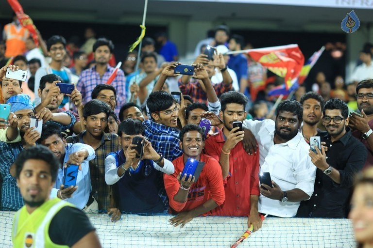 CCL 6 Telugu Warriors Vs Karnataka Bulldozers Match Photos - 12 / 63 photos