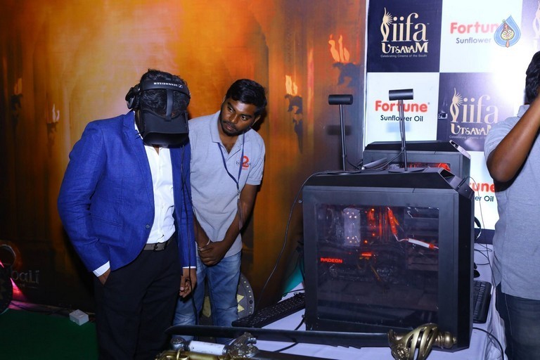 Celebrities at Baahubali VR Zone at IIFA - 14 / 39 photos