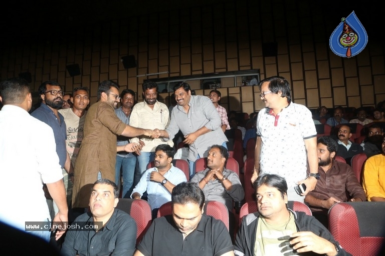Celebrities at Jawaan Movie Premier Show - 20 / 35 photos