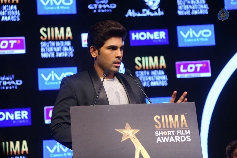 Celebrities at SIIMA Short Film Awards - 5 / 120 photos