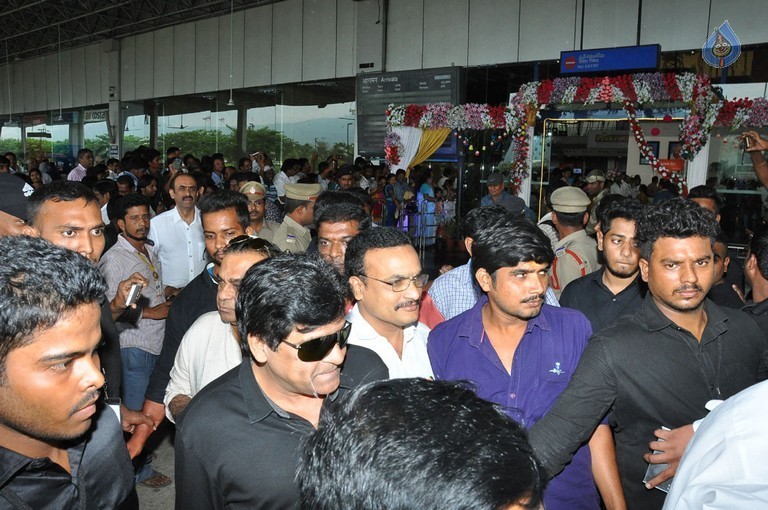 Celebrities at Vizag Airport - 14 / 42 photos