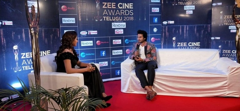 Celebrities at Zee Cine Awards 2018 - 20 / 34 photos