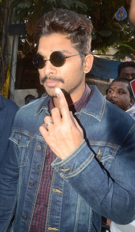 Celebrities Cast Their Votes in GHMC Elections - 18 / 32 photos