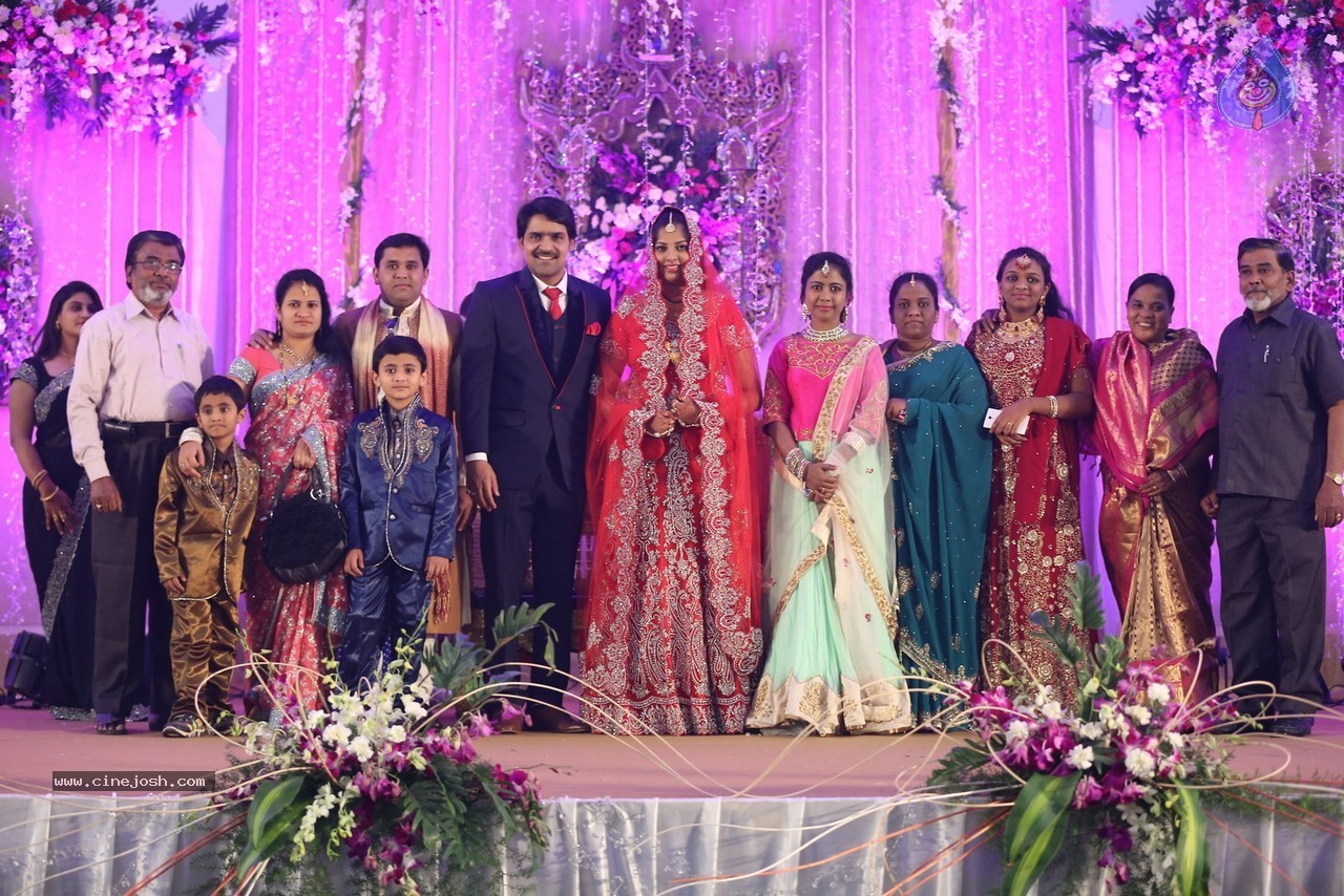Celebs at Ali Brother Khayum Wedding Reception 02 - 9 / 165 photos