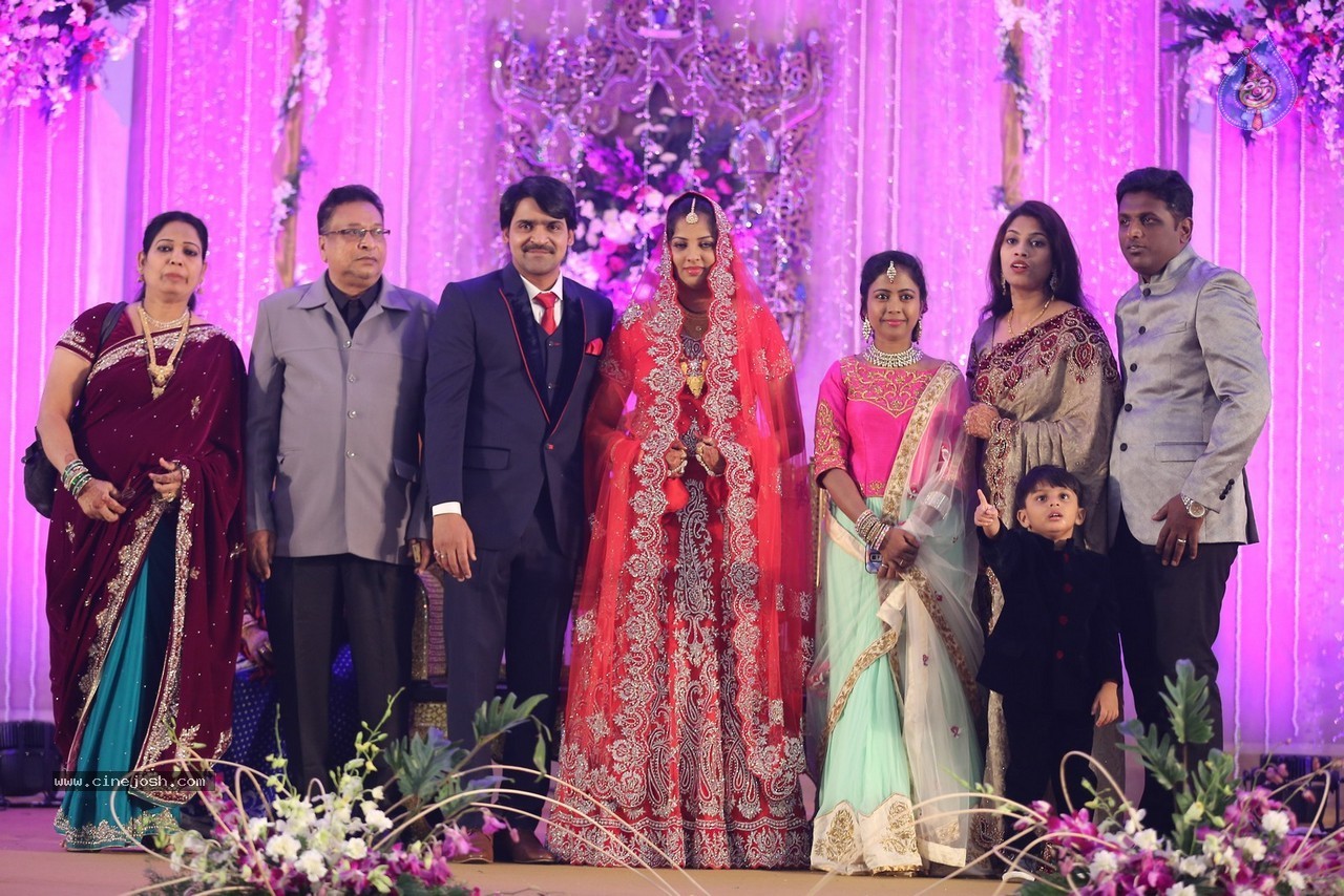 Celebs at Ali Brother Khayum Wedding Reception 02 - 30 / 165 photos