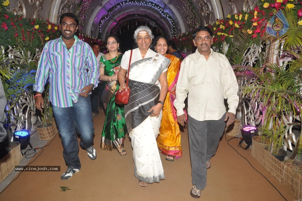 Celebs at Geetha Madhuri Wedding Photos - 158 / 213 photos