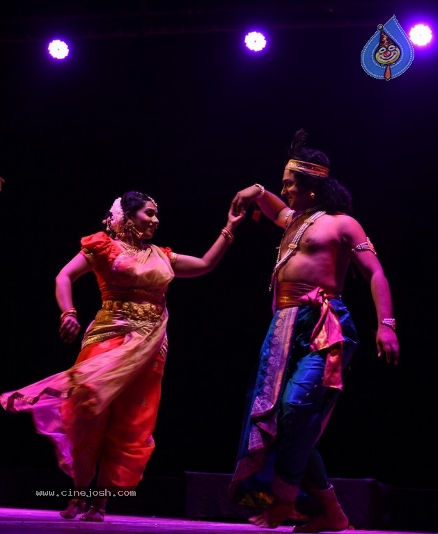 Chetana Uttej Dance Performance At Ravindra Bharathi - 4 / 6 photos