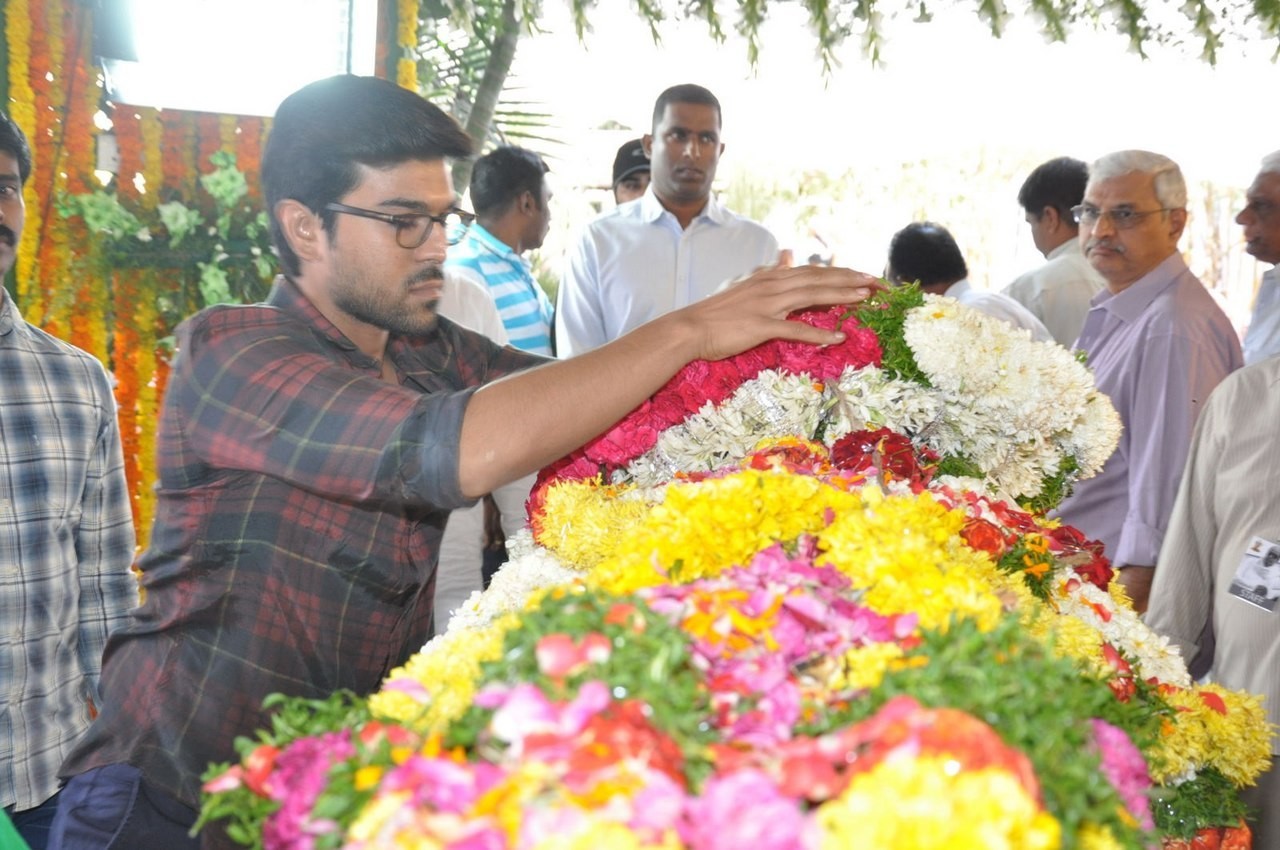 D Ramanaidu Anthima Yatra 04 - 7 / 234 photos