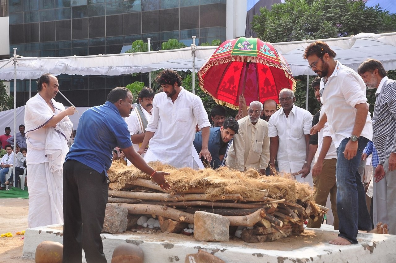 D Ramanaidu Funeral Ceremony - 7 / 326 photos