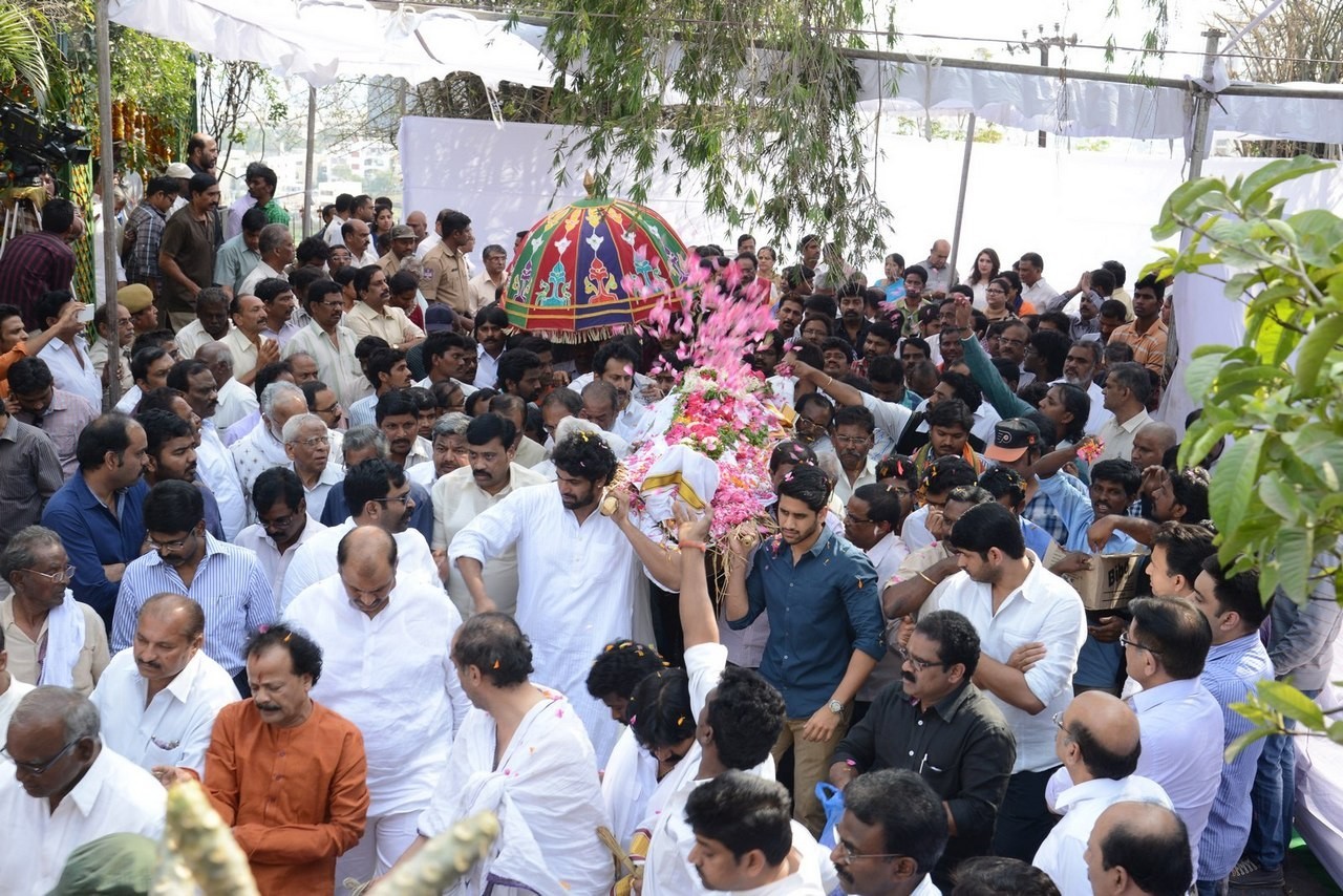 D Ramanaidu Funeral Ceremony - 10 / 326 photos