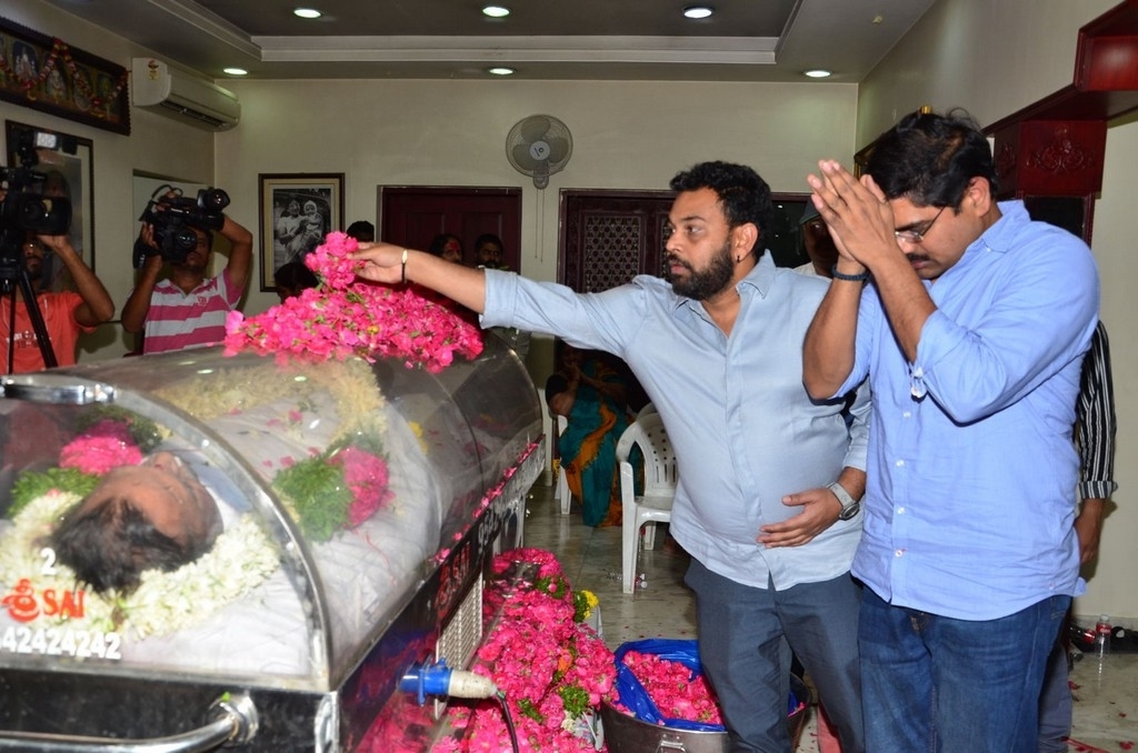 Dasari Narayana rao Condolences Photos 3 - 5 / 63 photos