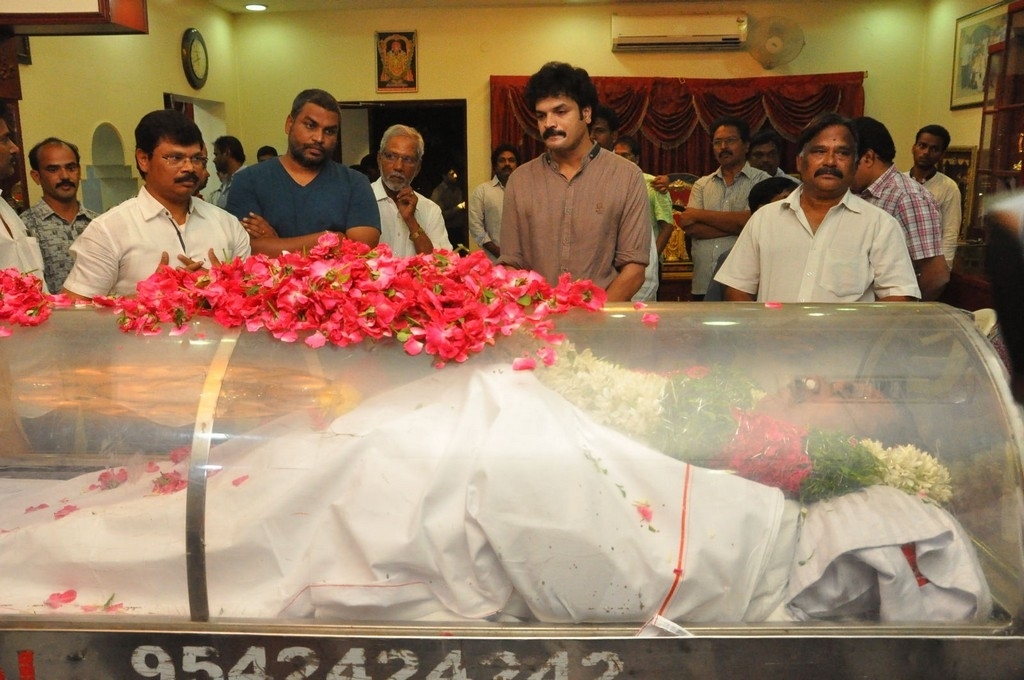 Dasari Narayana rao Condolences Photos 3 - 19 / 63 photos