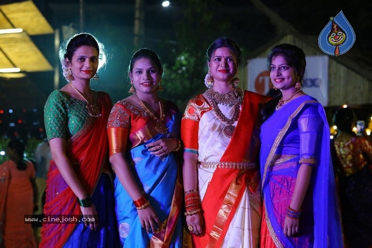 Deepthi Mamidi Organised Bathukamma Celebrations at Madhapur - 1 / 38 photos