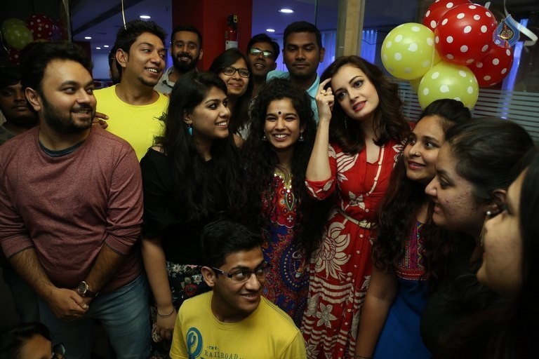 Dia Mirza Meets Mirchi 95 Listeners - 13 / 30 photos