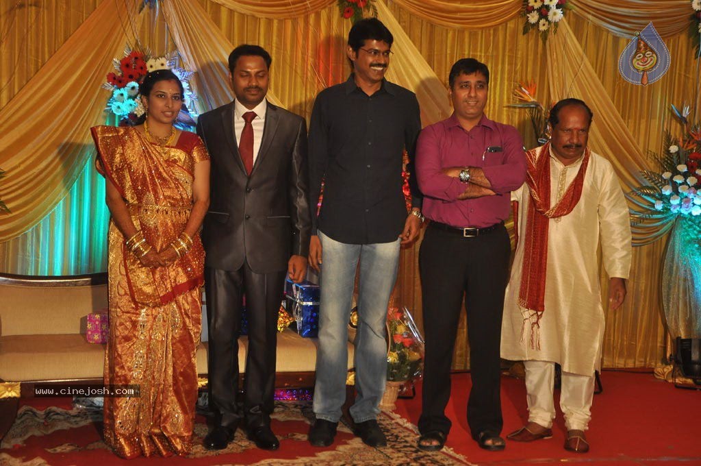 Director Senthinathan Son Wedding Reception - 13 / 63 photos