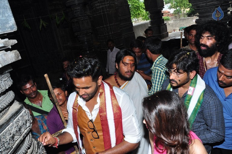 Dynamite Team at Warangal Thousand Pillar Temple - 16 / 36 photos