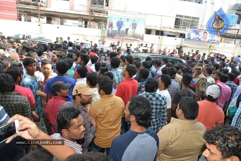 F2 Team In Sudarshan 35MM Theater - 10 / 21 photos