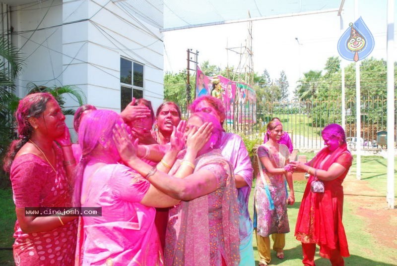 Holi Celebrations in Hyderabad - 9 / 76 photos