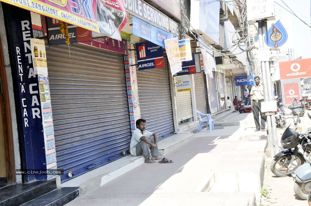 Hyderabad City Bandh By TRS  - 12 / 34 photos