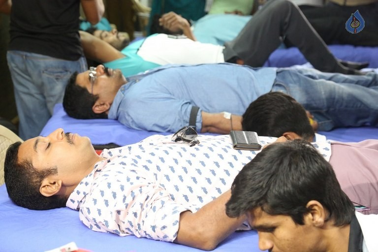 Hyderabad Talwars Blood Donation Camp Photos - 4 / 32 photos