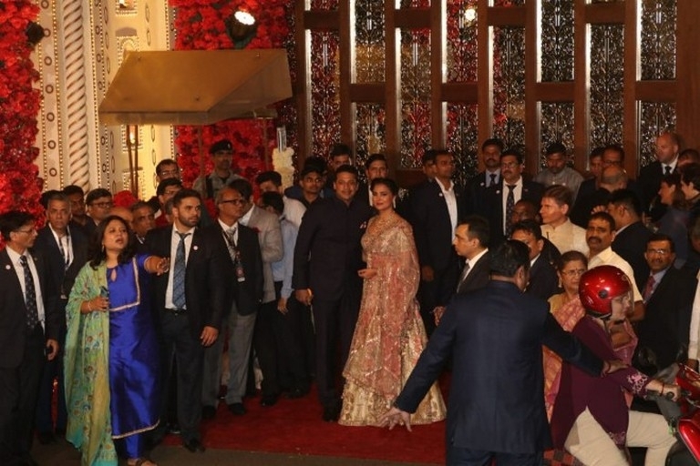 Isha Ambani and Anand Piramal Wedding Pics - 4 / 63 photos