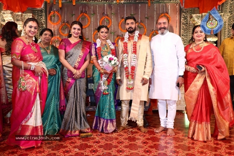 Keerthana Parthiban Wedding Photos - 5 / 26 photos