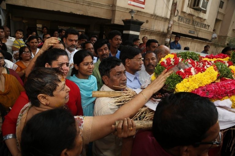 Kondavalasa Lakshmana Rao Condolences Photos - 19 / 73 photos