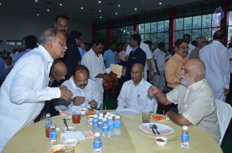 M Venkaiah Naidu Atmiya Abhinandana Sabha - 1 / 105 photos