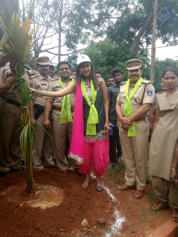 Manchu Lakshmi Haritha Haram at Sher Bashirbagh - 14 / 14 photos