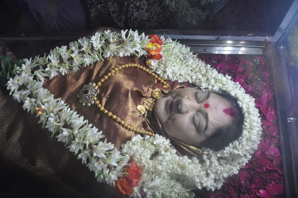 Manjula Vijayakumar Condolences - 3 / 134 photos