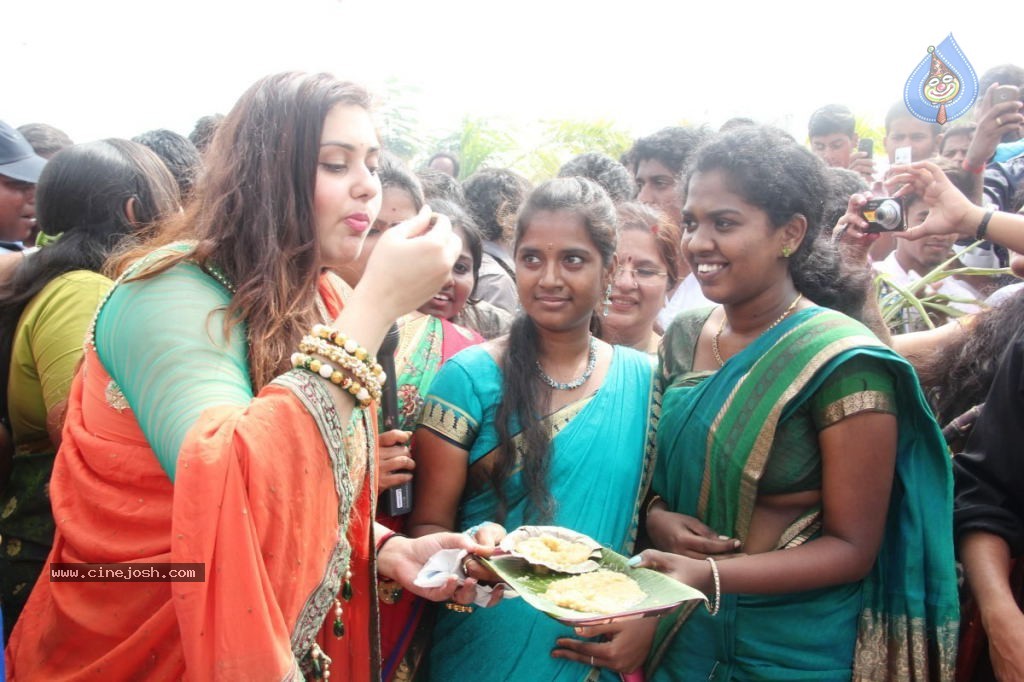 Namitha Pongal Celebration at SMK Fomra College - 15 / 61 photos