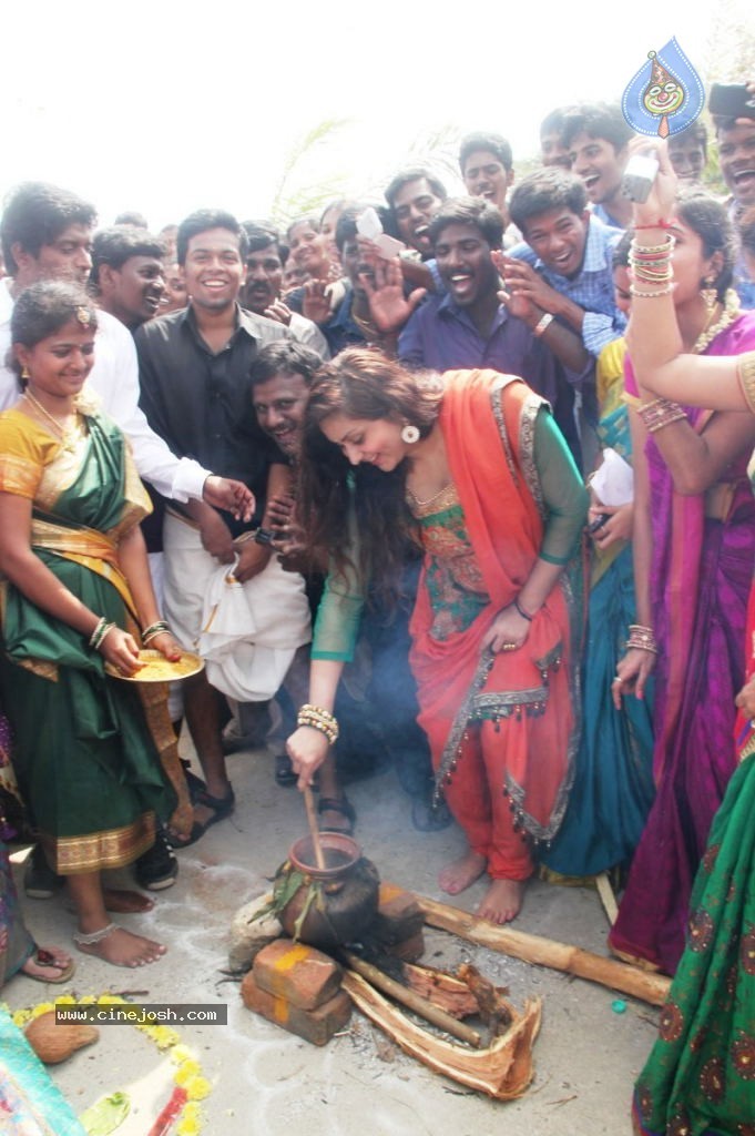 Namitha Pongal Celebration at SMK Fomra College - 17 / 61 photos