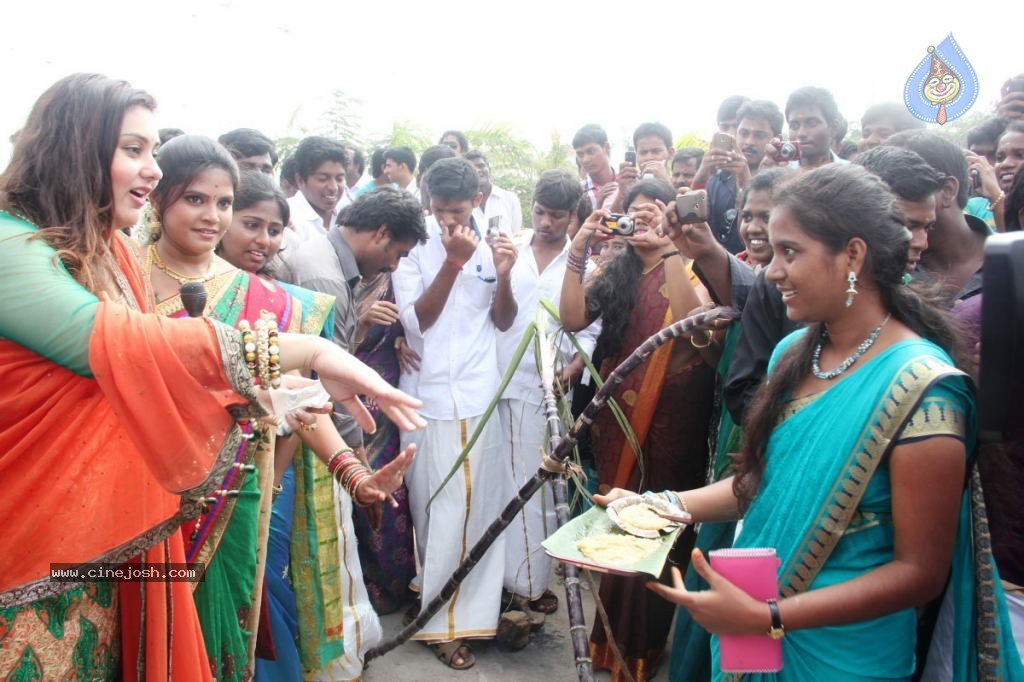 Namitha Pongal Celebration at SMK Fomra College - 21 / 61 photos