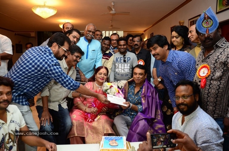 Naresh Vijaya krishna Birthday Celebrations 2019 - 42 / 56 photos