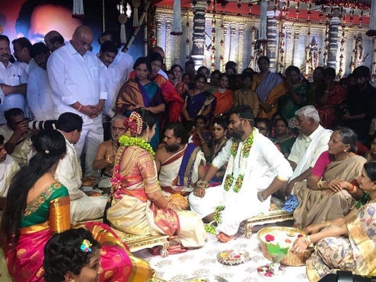 Paritala Sriram Wedding Photos - 5 / 11 photos